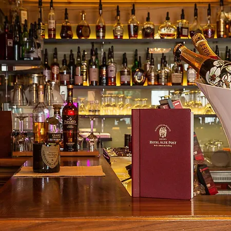 Alte Post Hotel 4*