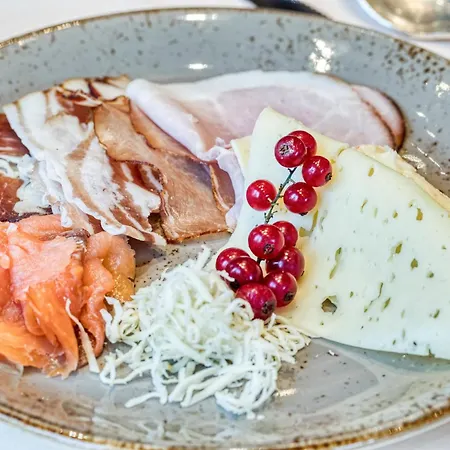 Отель Alte Post