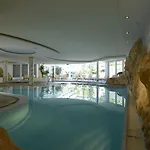 Alte Post 4*