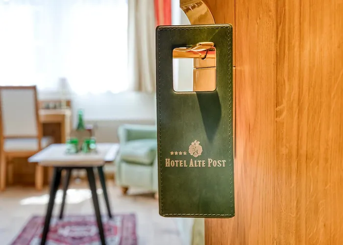 Hotel Alte Post 4*
