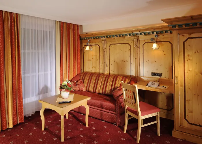 Hotel Alte Post 4*